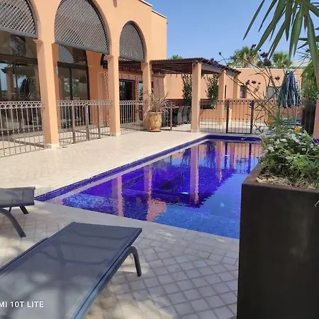 Rose Opale, 9 Couple Only Au Village Naturiste Agde